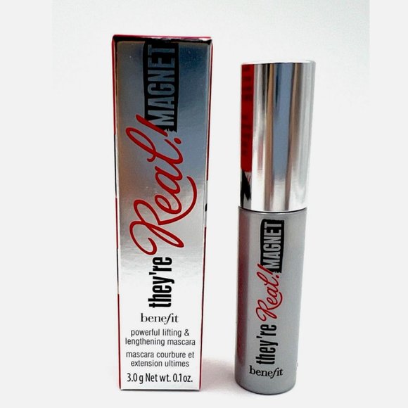 Benefit Cosmetics They're Real! Magnet Lifting Mascara in Extreme Black .1oz NEW - Picture 1 of 3